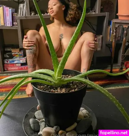 Mia Love OnlyFans Thumbnail #nbZYGpSUPt