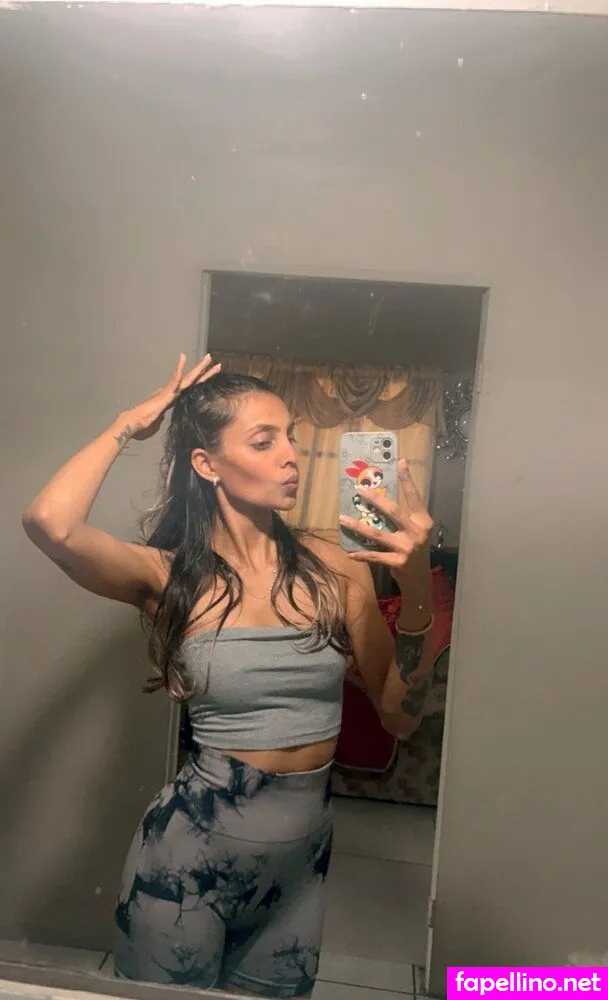 _xoxo.mia_, mia_m_xoxo Nude Leaked OnlyFans Photo #GAPbp4PdHE