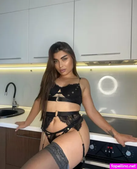 Mia Maddison Rsrv OnlyFans Thumbnail #4Paun0Nra2