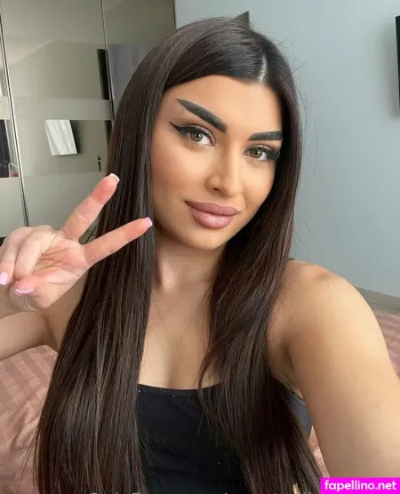 Mia Maddison OnlyFans Thumbnail #YRxXQb260D