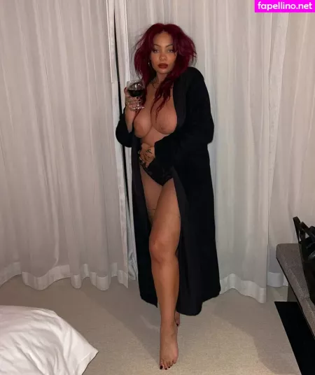 Mia Marion OnlyFans Thumbnail #ND10HDQY4I