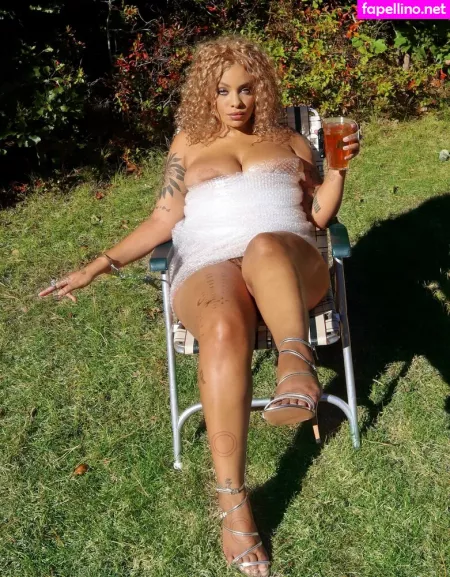 Mia Marion OnlyFans Thumbnail #frntnNZF4S