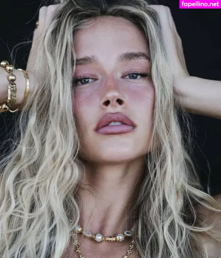 Mia Mastrov OnlyFans Thumbnail #5CxivvvYur
