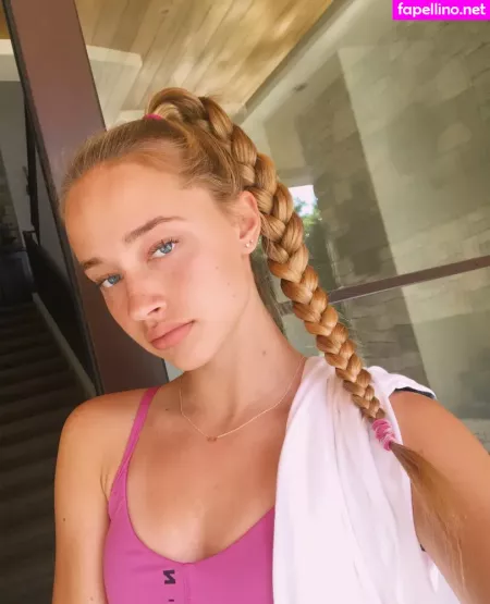 Mia Mastrov OnlyFans Thumbnail #T2PtMTXdtm