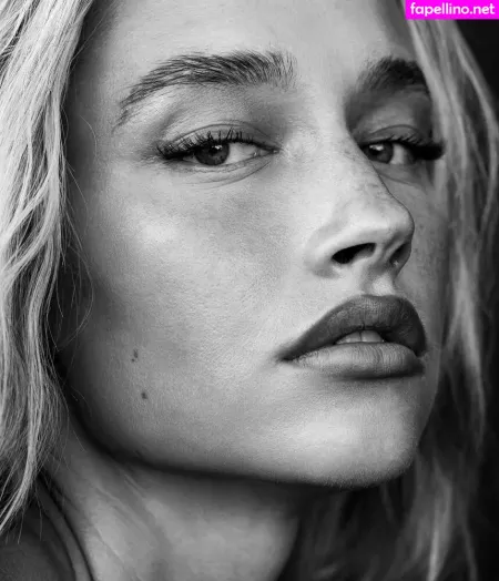 Mia Mastrov OnlyFans Thumbnail #Ur9Izh1WAn