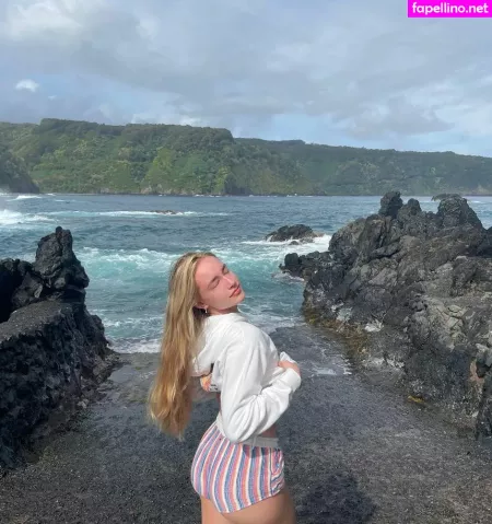 Mia Mastrov OnlyFans Thumbnail #ZwYee2eXMc