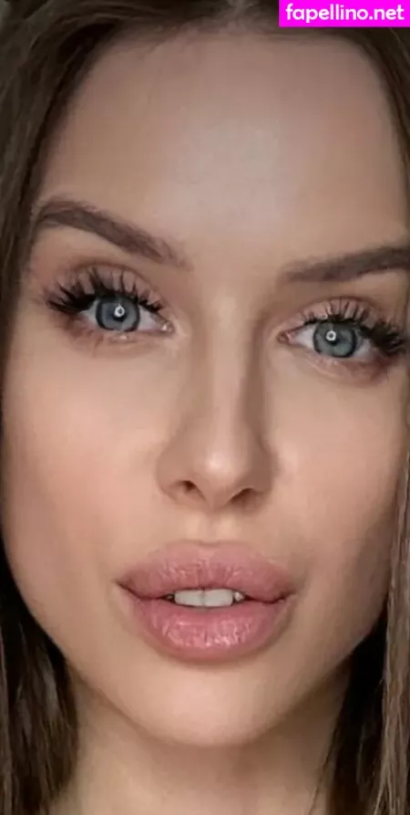 Mia Meow Girl OnlyFans Thumbnail #it9qAhM0d1