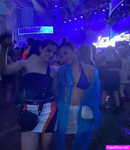 Mia Momo OnlyFans Thumbnail #DHoX1HiTWA