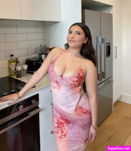 Mia Momo OnlyFans Thumbnail #t8ZXii5CFn