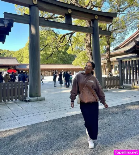 Mia Momo OnlyFans Thumbnail #znUojTa6UG