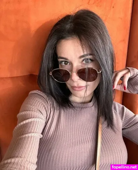 Mia Moonn OnlyFans Thumbnail #0j0N6kq3Qi