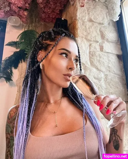 Mia Moonn OnlyFans Thumbnail #553IuPwg5B