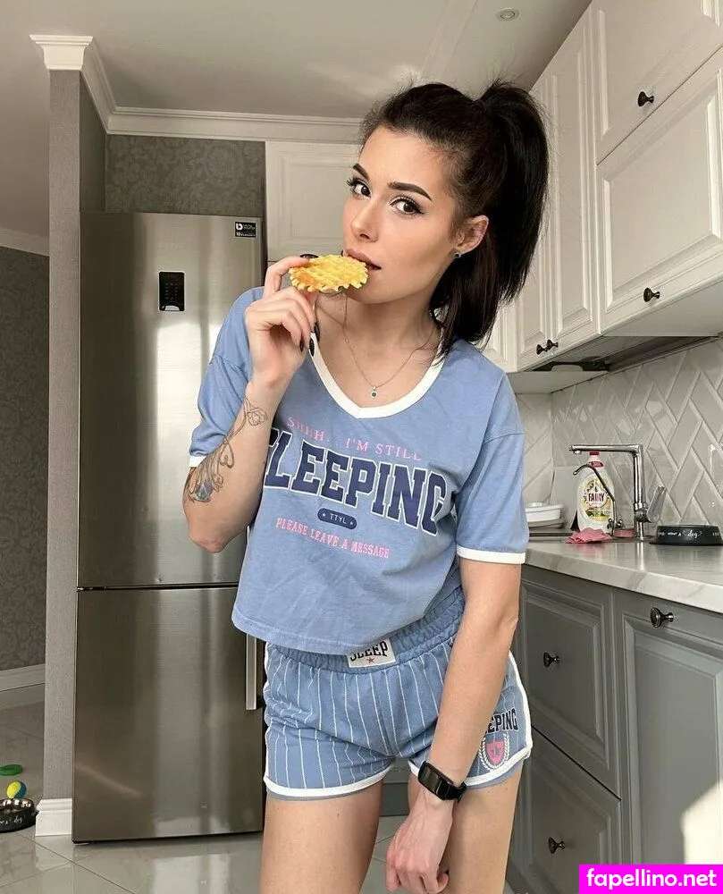 mia_moonn, miamoonn_ Nude Leaked OnlyFans Photo #9OaHK3jDC0