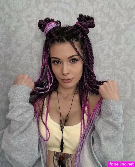 Mia Moonn OnlyFans Thumbnail #XX53eH26Lx