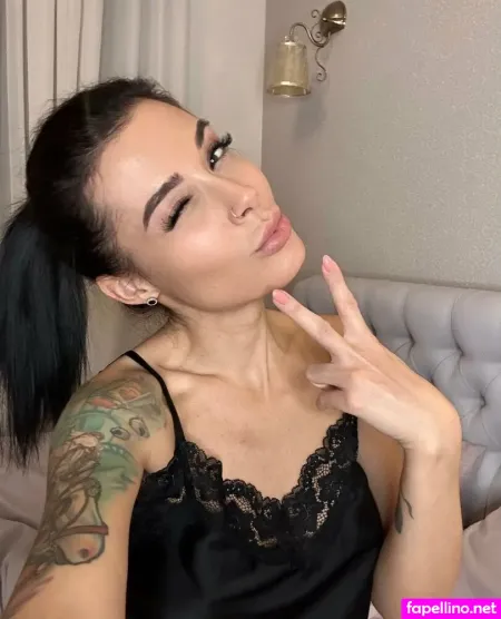 Mia Moonn OnlyFans Thumbnail #jYVTeJ5IgU