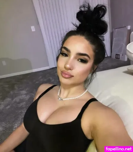 Mia Mugs OnlyFans Thumbnail #ZEQJrPPQMQ