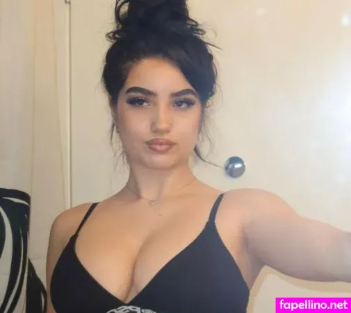 Mia Mugs OnlyFans Thumbnail #e7S0z1TIU6