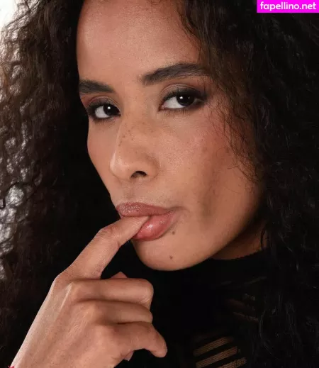 Mia Nix OnlyFans Thumbnail #gYeIg0op9R