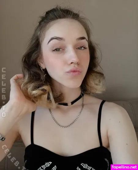 Mia Pixel OnlyFans Thumbnail #A8w1NrDLcR