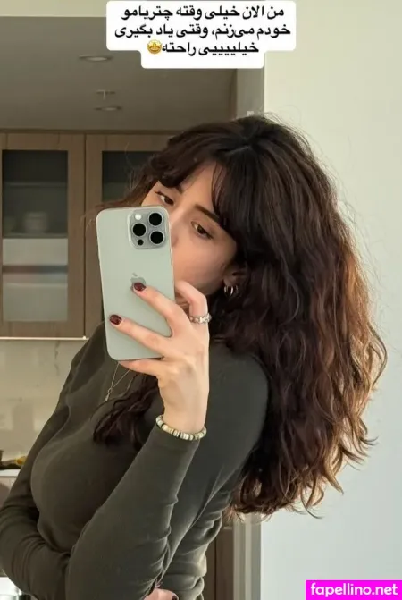 Mia Plays OnlyFans Thumbnail #5s0eVVIzSU