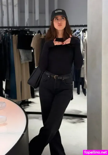 Mia Plays OnlyFans Thumbnail #BucyP5OcWc