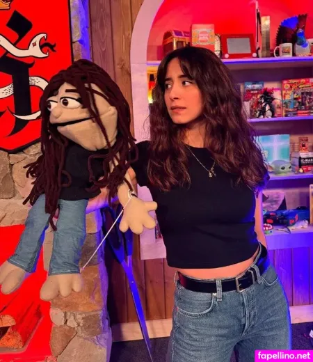 Mia Plays OnlyFans Thumbnail #GavdREVJO8