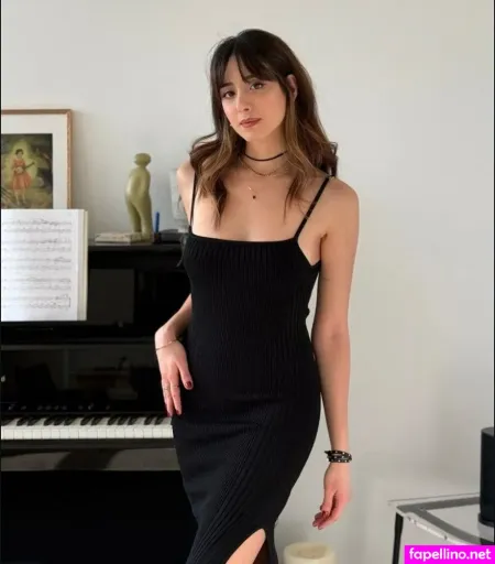 Mia Plays OnlyFans Thumbnail #iDDc01lSIw