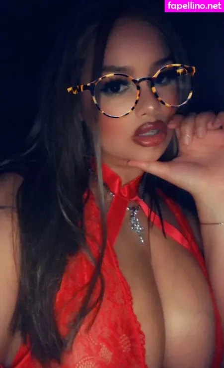 Mia Posh OnlyFans Thumbnail #OqhsMVJXon