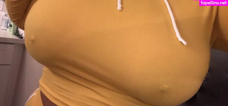 Mia Posh OnlyFans Thumbnail #r0iqDZp667