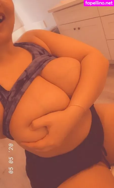 Mia Posh OnlyFans Thumbnail #twDqhby7Gi