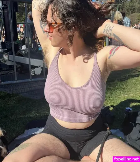 Mia Re OnlyFans Thumbnail #LKfKptCW1F