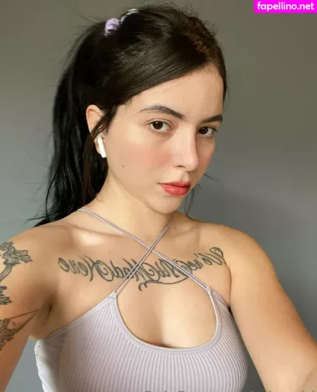 Mia Reid OnlyFans Thumbnail #szSmxfbOhd