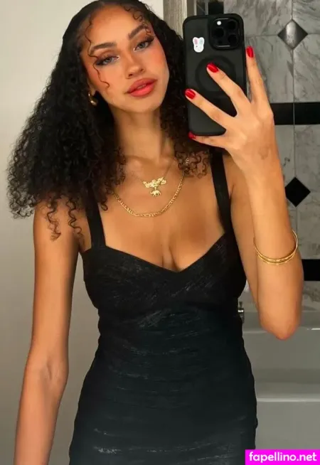 Mia Rose Morgan OnlyFans Thumbnail #fdH1SPggdn