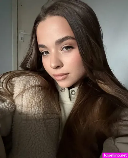 Mia Rossse Exclusive OnlyFans Thumbnail #HMPlQLODkK