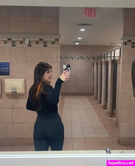 Mia Ryder OnlyFans Thumbnail #htO6ZaoIzQ