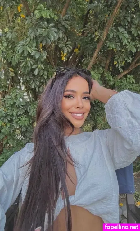 Mia Sanchezz OnlyFans Thumbnail #QIwsRHXpQm