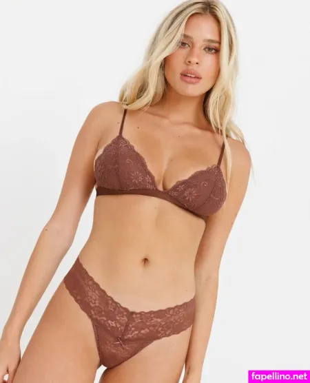 Mia Schory OnlyFans Thumbnail #LX3rd0FahY