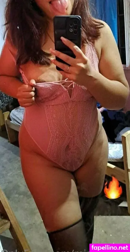 Mia Sexy30 OnlyFans Thumbnail #7vbV7aZuWu