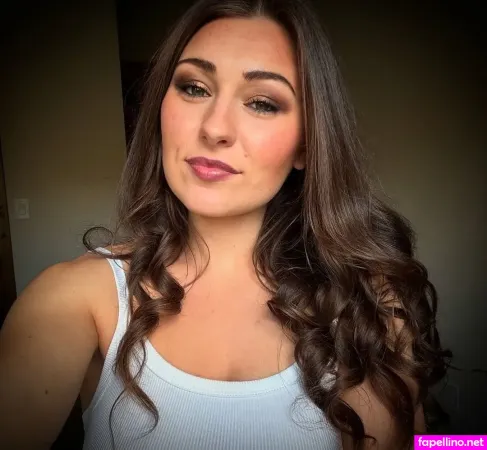 Mia Simone OnlyFans Thumbnail #frS4rrGK11