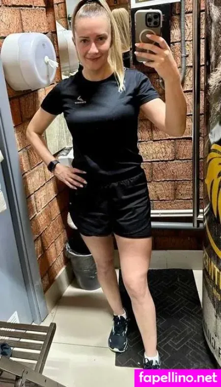 Mia Sinner OnlyFans Thumbnail #ClF4i0SAEF