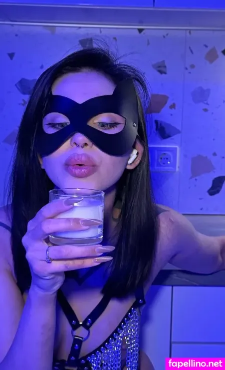 Mia Stormie OnlyFans Thumbnail #2GRMTdPApZ