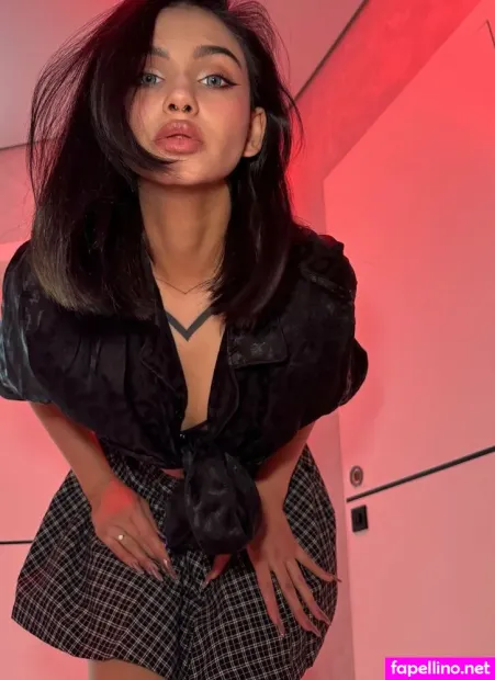 Mia Stormie OnlyFans Thumbnail #yBKt6ORFUE