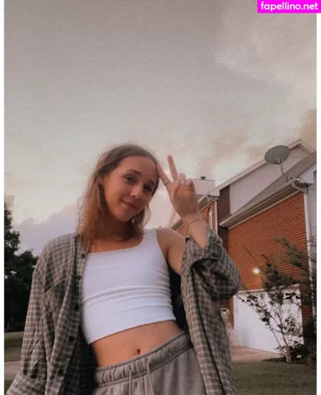 Mia Taysun OnlyFans Thumbnail #e3J3tlK0wd