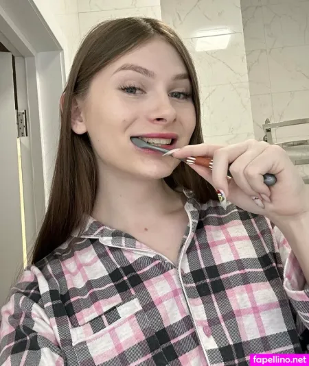 Mia Ts OnlyFans Thumbnail #g8Dr3TilgM