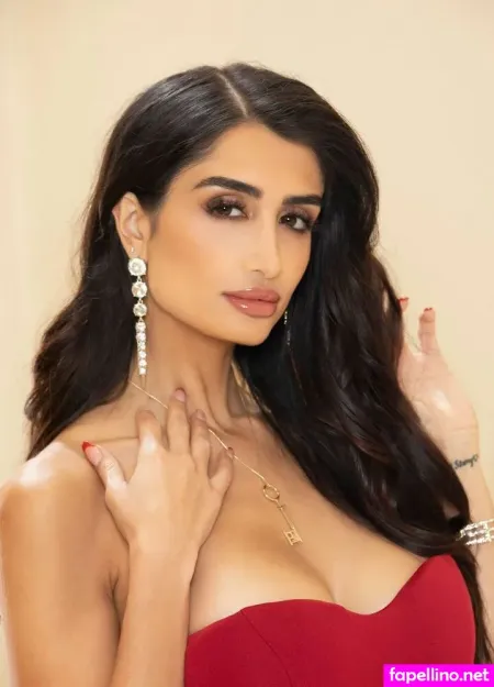Mia Ventura Main Profile Photo