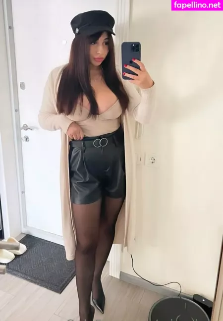 Mia Vixen OnlyFans Thumbnail #9AWetc1BJR