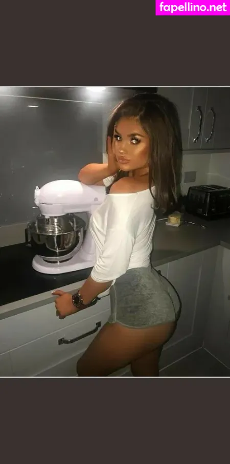 Mia Wood Hall OnlyFans Thumbnail #71KQgilXxR
