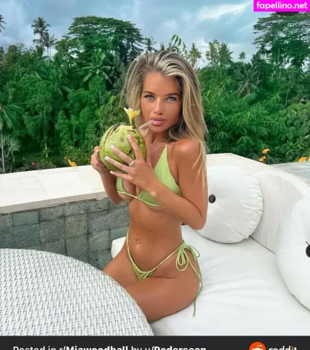 Mia Wood Hall OnlyFans Thumbnail #fB8yuIa8nE