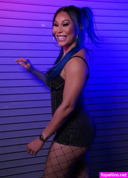 Mia Yim OnlyFans Thumbnail #rUTrcUZ9v3