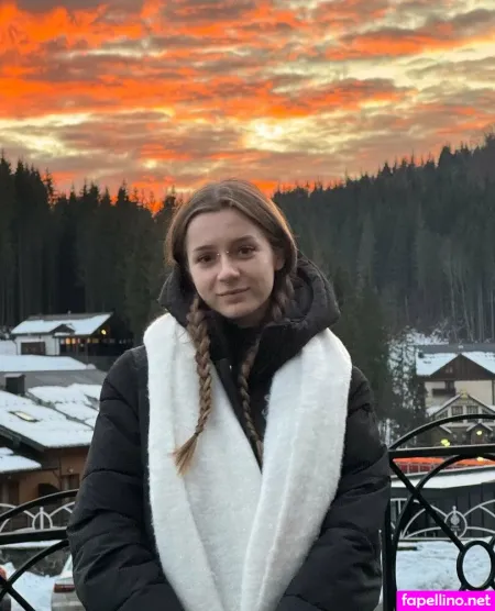 Miaabloom OnlyFans Thumbnail #kw1vsr5Ij9